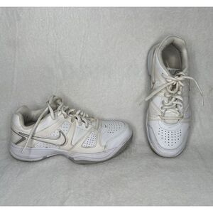 Nike City Court Sneakers 488 136-101 Women’s Size 7 White Cream
